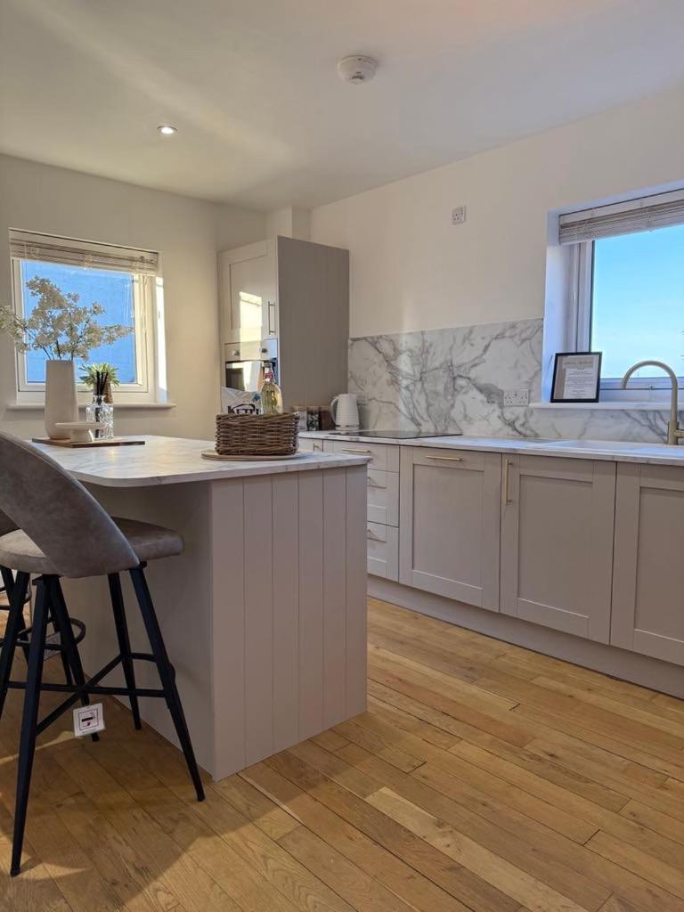Gateway Apartment إينفيرنيس المظهر الخارجي الصورة